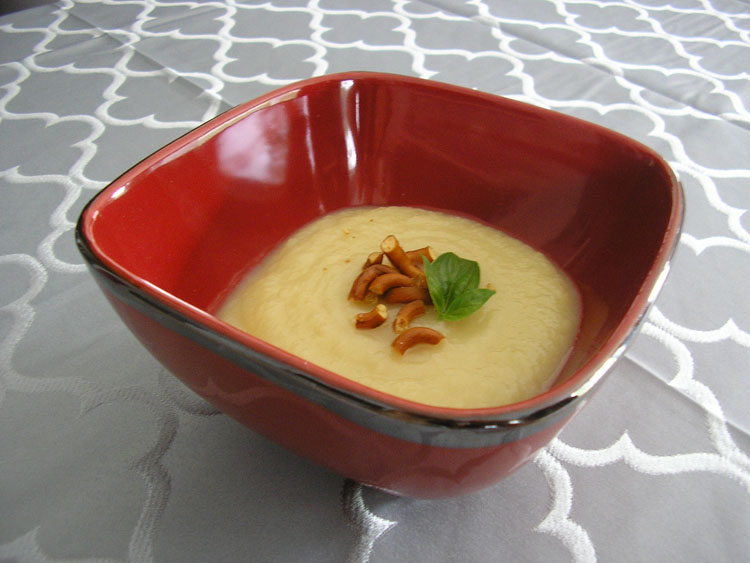 Parsnip and pear soup